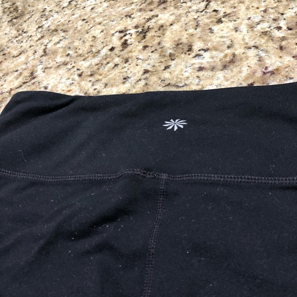 Athleta Crop - Picture 7 of 8